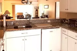 9480 High Gate Dr, Sarasota, FL 34238 - Photo 2