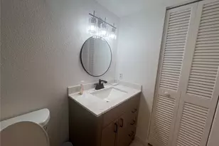 338 Cerromar Way N, Venice, FL 34293 - Photo 18