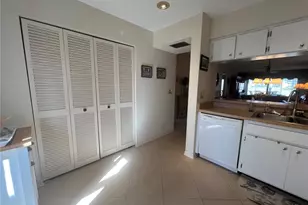 338 Cerromar Way N, Venice, FL 34293 - Photo 22