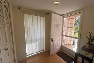 338 Cerromar Way N, Venice, FL 34293 - Photo 6