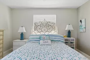 9320 Clubside Cir, Sarasota, FL 34238 - Photo 22