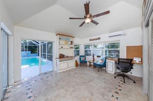 417 Mahon Dr - Photo 16