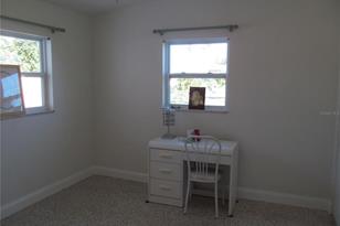 565 Shamrock Blvd - Photo 36