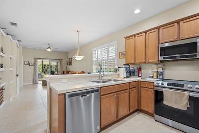 11815 Tempest Harbor Loop, Venice, FL 34292 - Photo 10