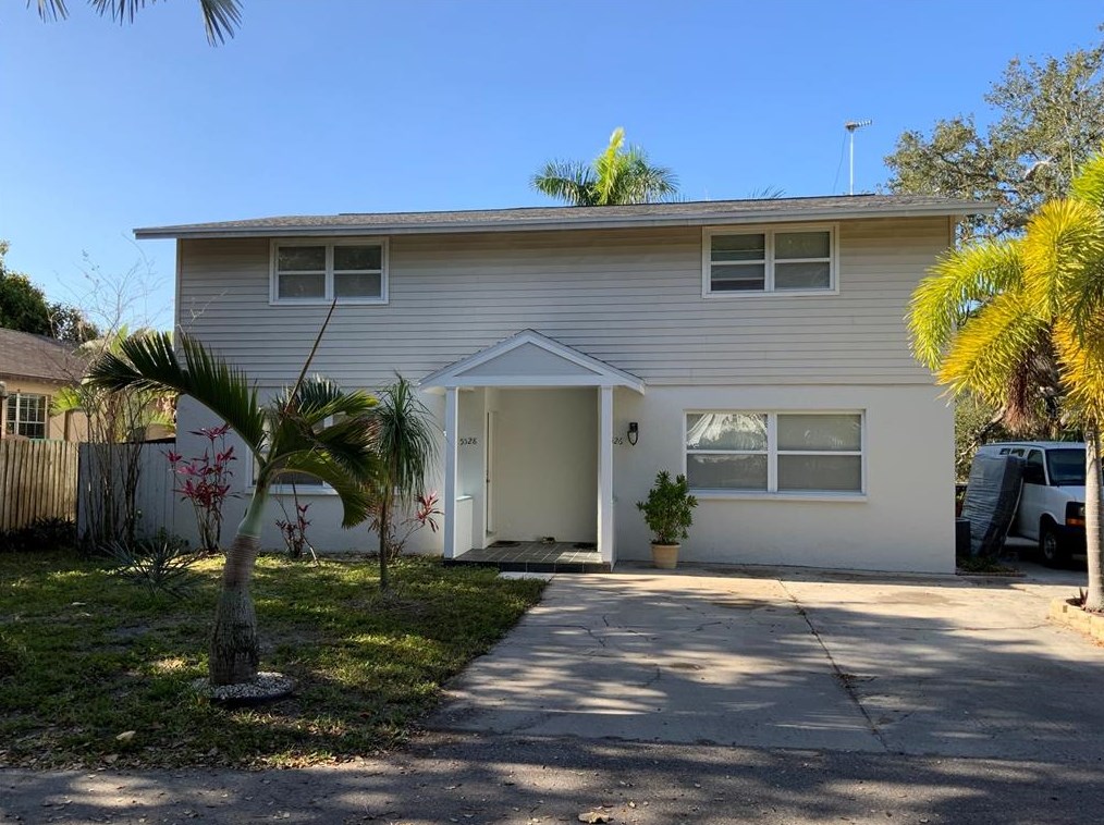 5528 Dinah Ln, Sarasota, FL 34231-4111