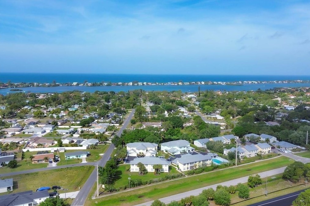 16478 Gloria Ln, Nokomis, FL 34275-3402