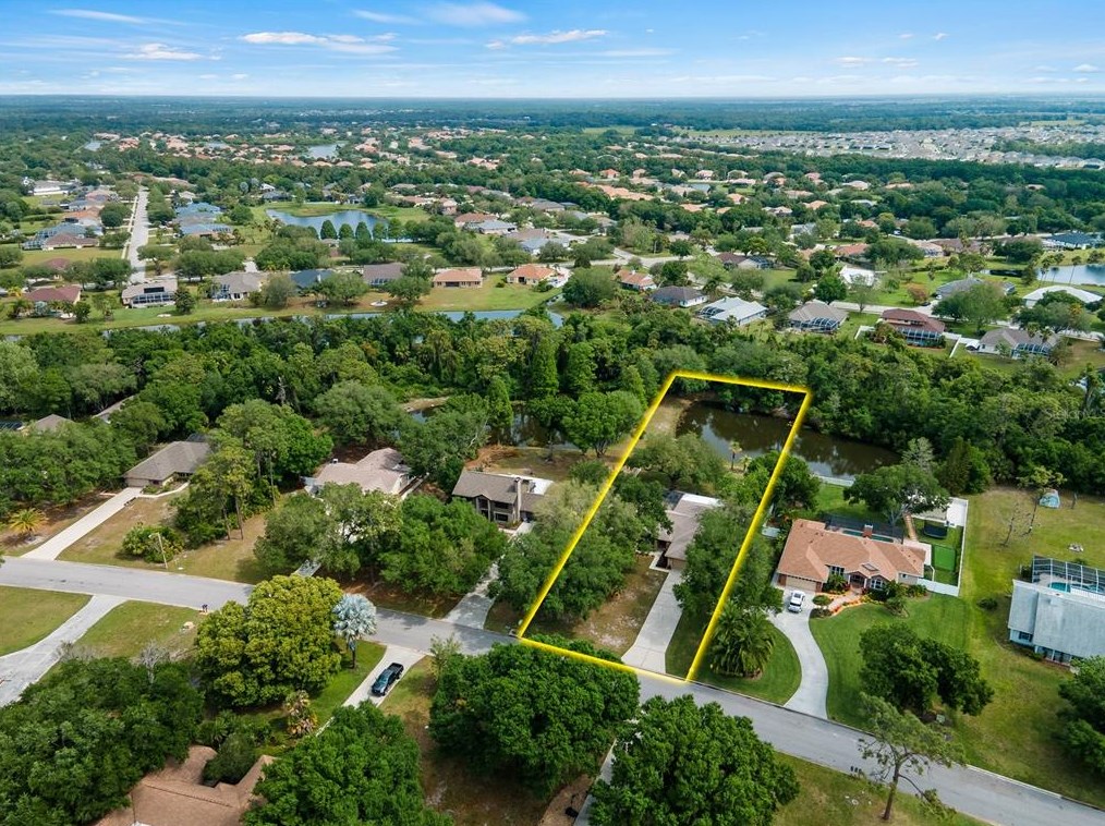 13629 2nd Ave, Bradenton, FL 34212-9532