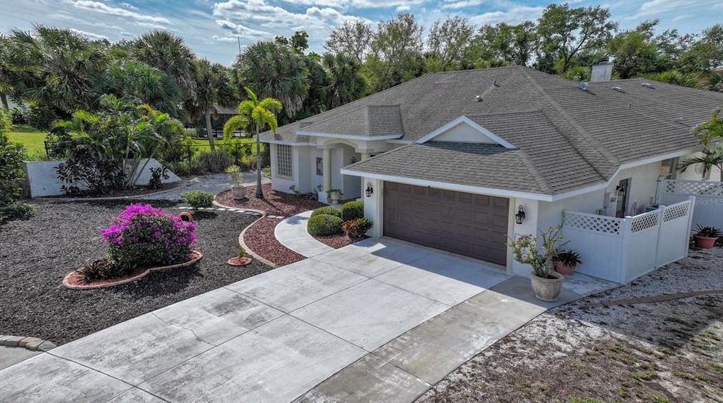 515 Bayside Way, Nokomis FL 34275-3457 exterior