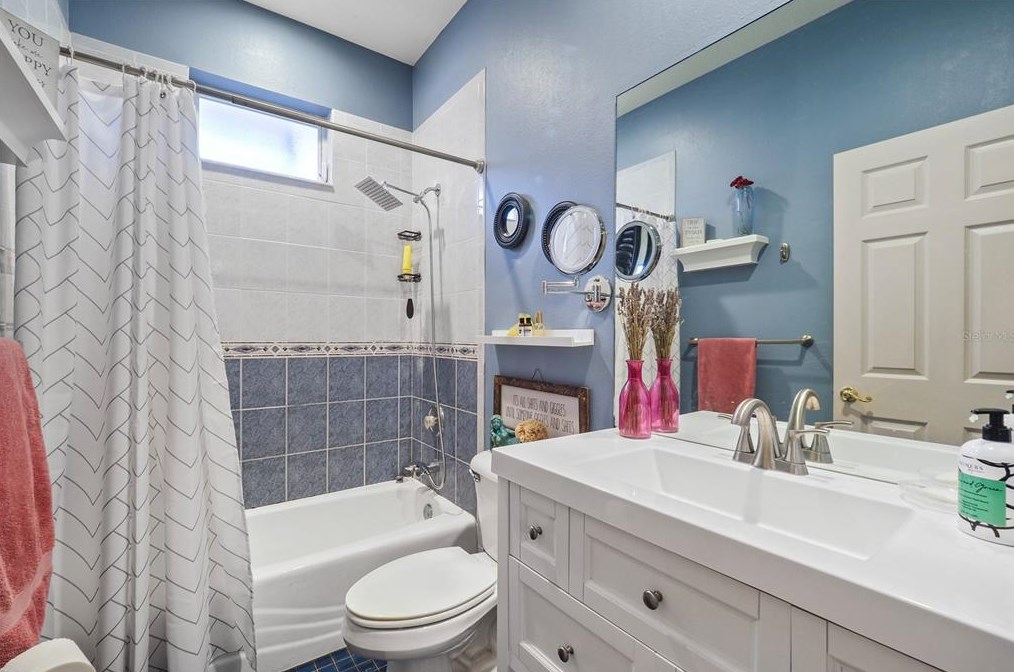 515 Bayside Way, Nokomis FL 34275-3457 exterior