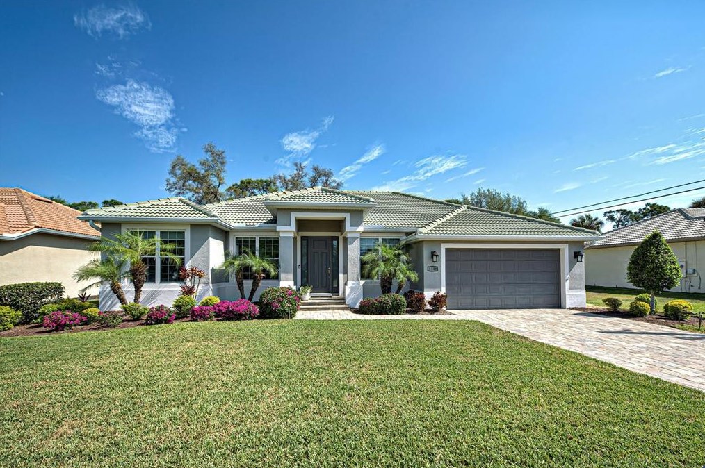 1210 Orange Ave, Nokomis, FL 34275