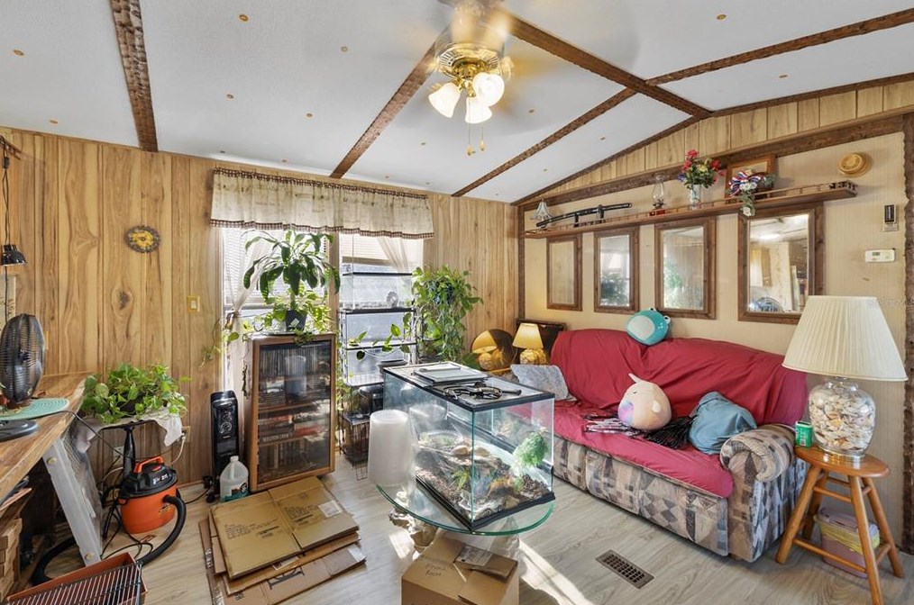 133 Coleman St, Edgewater FL  32141-7312 exterior