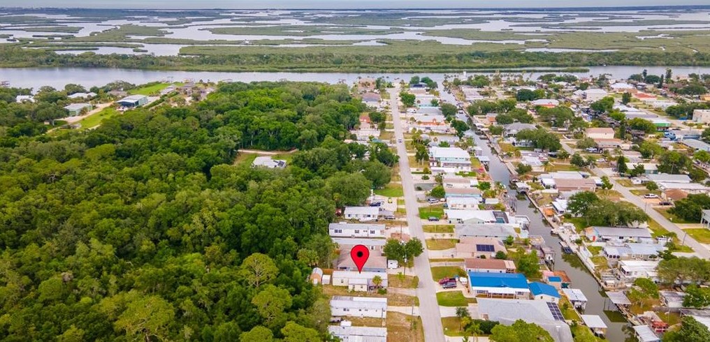 133 Coleman St, Edgewater FL  32141-7312 exterior