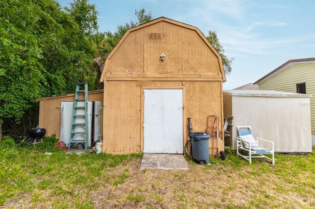 133 Coleman St, Edgewater FL  32141-7312 exterior