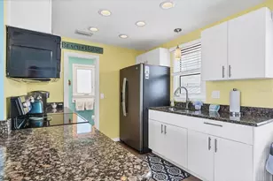 1080 Gulf Blvd, Englewood, FL 34223 - Photo 10