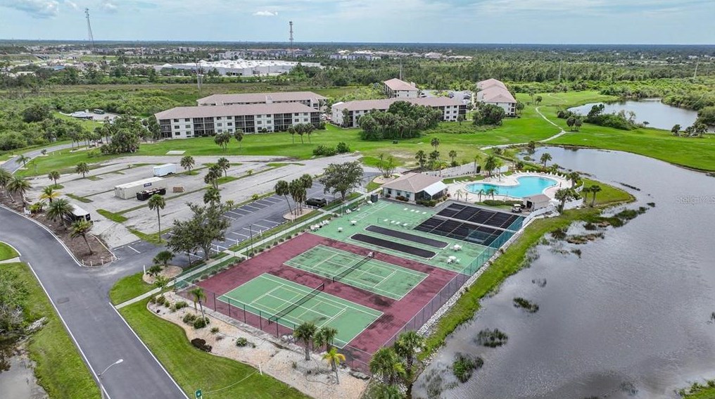 175 Kings Hwy, Punta Gorda FL 33983-5291 exterior