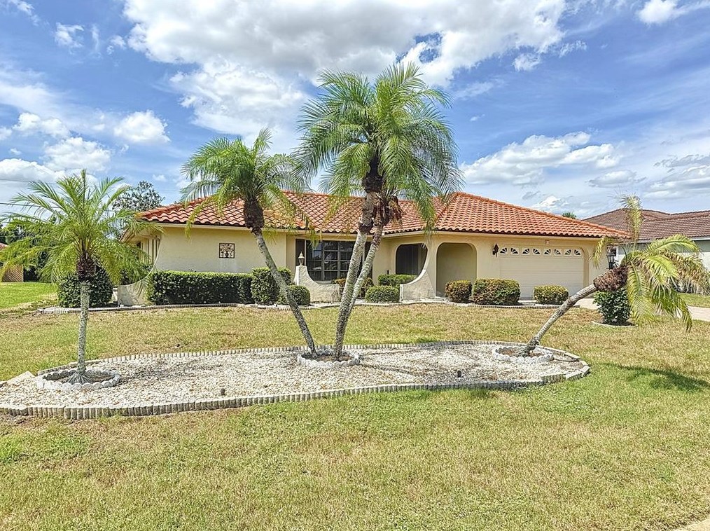 313 Angelico Dr, Nokomis, FL 34275-1303