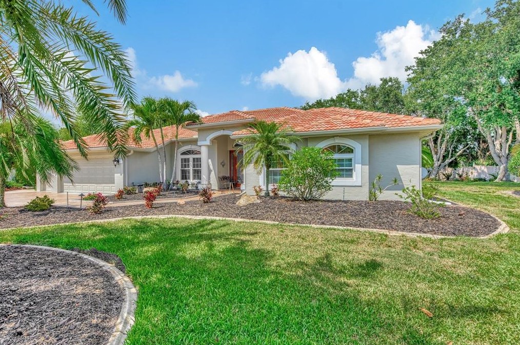 2204 Calusa Lakes Blvd, Nokomis, FL 34275-5343