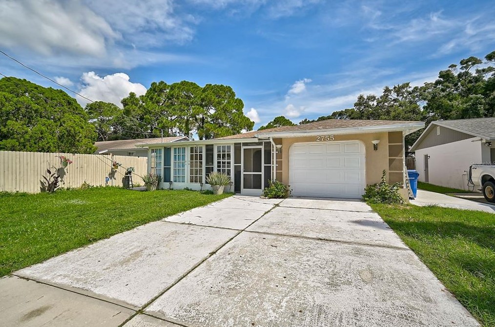 2755 25th St, Sarasota, FL 34234