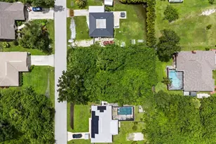 256 Chamber St NW, Port Charlotte, FL 33948 - Photo 2