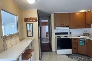 711 Chrysanthemum Dr, Venice, FL 34293 - Photo 4