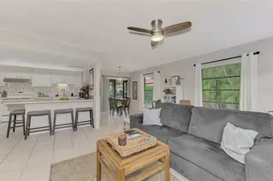 5103 Greencroft Rd, Sarasota, FL 34235 - Photo 4