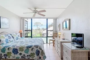 618 Bird Bay Dr S, Venice, FL 34285 - Photo 18