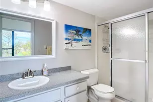 618 Bird Bay Dr S, Venice, FL 34285 - Photo 16