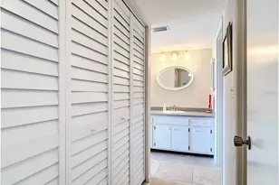 618 Bird Bay Dr S, Venice, FL 34285 - Photo 22