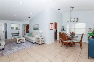 172 Southampton Pl, Venice, FL 34293 - Photo 8