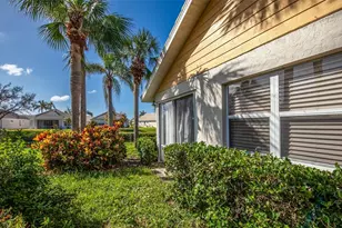 172 Southampton Pl, Venice, FL 34293 - Photo 2