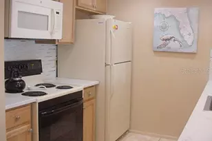 533 Circlewood Dr, Venice, FL 34293 - Photo 4