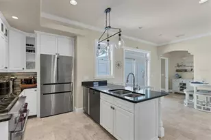 6405 Gulf Dr, Holmes Beach, FL 34217 - Photo 8