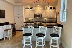 6405 Gulf Dr, Holmes Beach, FL 34217 - Photo 6