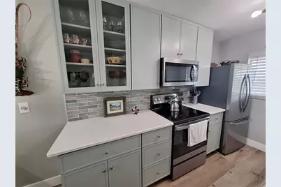 708 Tamiami Trail S #320, Venice, FL 34285 - Photo 8