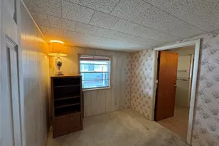 611 50th Ave Dr W, Bradenton, FL 34207 - Photo 14