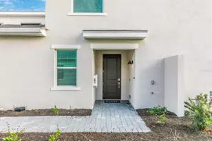 12625 Radiance Ct, Venice, FL 34293 - Photo 2