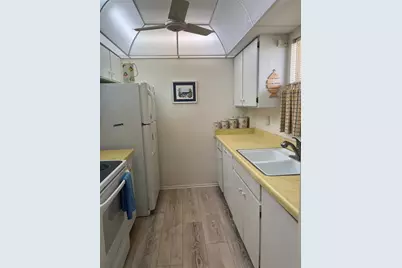 232 Saint Augustine Avenue #404, Venice, FL 34285 - Photo 8