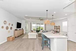 17672 Santorini Ct, Venice, FL 34293 - Photo 16