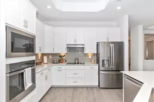 17672 Santorini Ct, Venice, FL 34293 - Photo 12