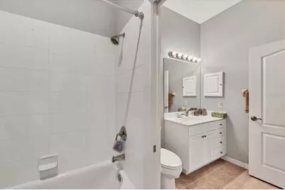 1647 Lancashire Drive #1647, Venice, FL 34293 - Photo 24