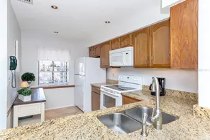 380 3 Lakes Ln, Venice, FL 34285 - Photo 8