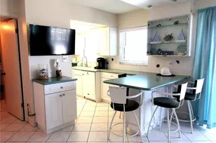 1255 Tarpon Center Dr, Venice, FL 34285 - Photo 8