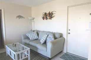 1255 Tarpon Center Dr, Venice, FL 34285 - Photo 6