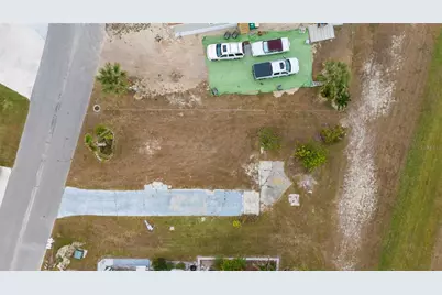 7498 Danvers Circle, Port Charlotte, FL 33981 - Photo 4