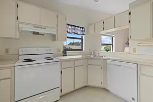 1700 Curry Ave, Nokomis, FL 34275 - Photo 6