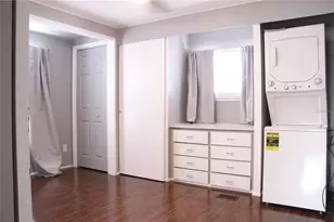 808 S Green Cir, Venice, FL 34285 - Photo 12