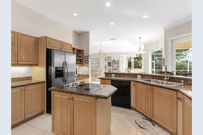 5031 Bella Terra Drive, Venice, FL 34293 - Photo 14