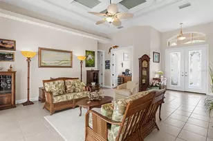 5031 Bella Terra Dr, Venice, FL 34293 - Photo 10