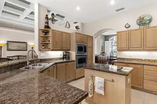 5031 Bella Terra Dr, Venice, FL 34293 - Photo 4