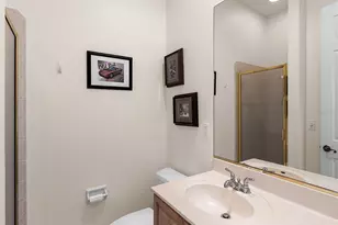 5031 Bella Terra Dr, Venice, FL 34293 - Photo 36